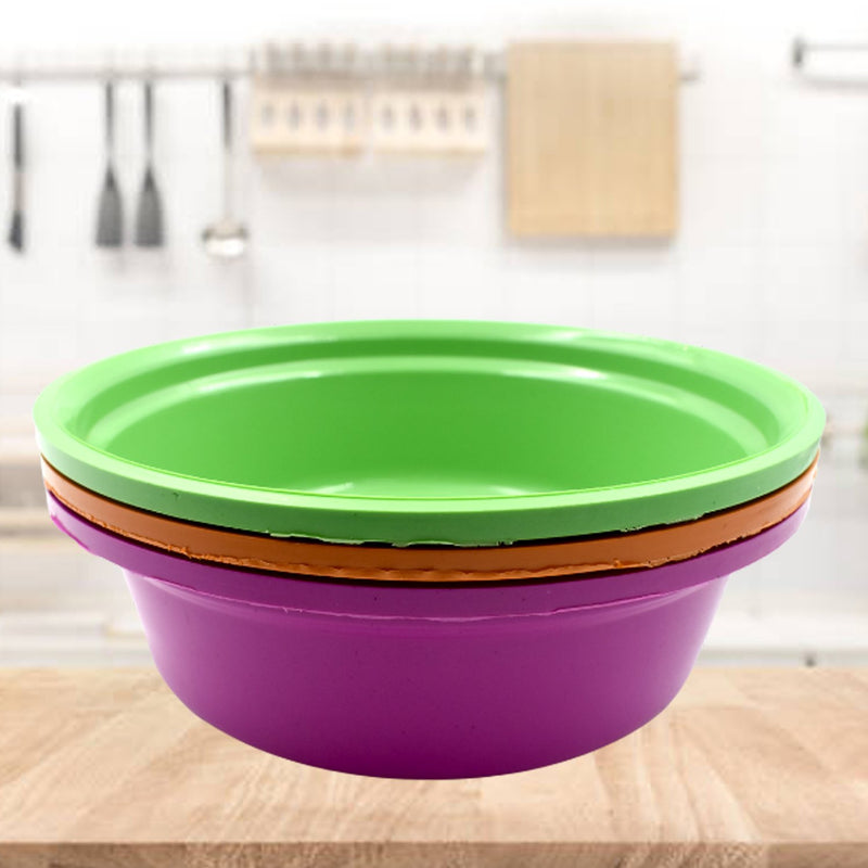 2592 Round Plastic Basin And Plastic Mixing Bowl Set.