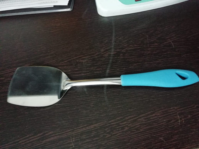 7041 SS Flat Serving Spoon N1 used in all kinds of household and official kitchen places for serving and having food stuffs and items.  